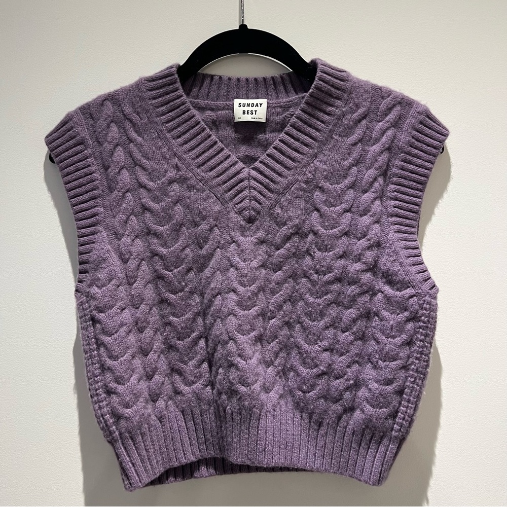 Purple cropped cable knit sweater vest